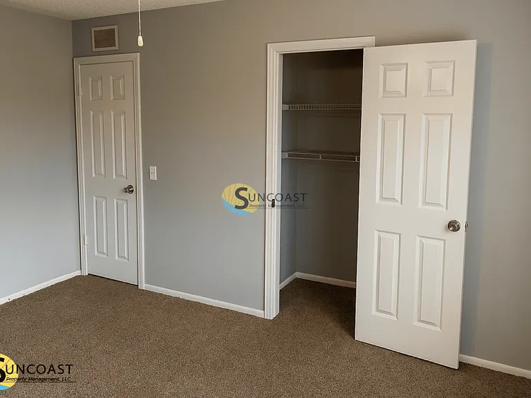2570 Stern Dr S — Photo 9
