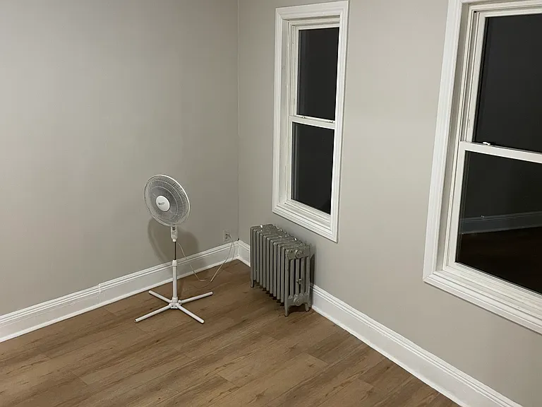 81-25 Liberty Ave #2 — Photo 5