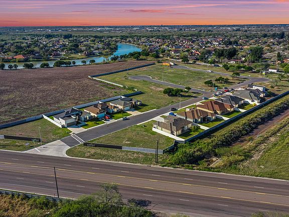 2nd image of 0 Aurora Cir #21