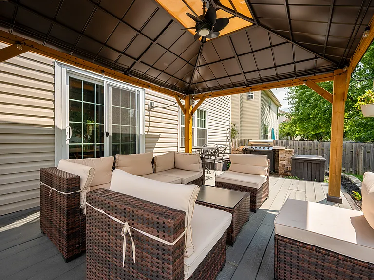 10007 Palmaire Pl — Photo 23