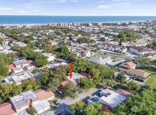 8738 Seagrape Ct, Cape Canaveral, FL 32920