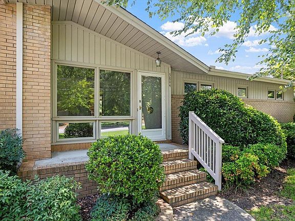4th image of 3804 Bland Rd