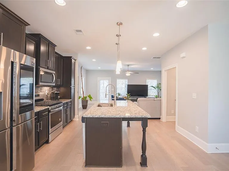 Sanford Dr NW — Photo 19