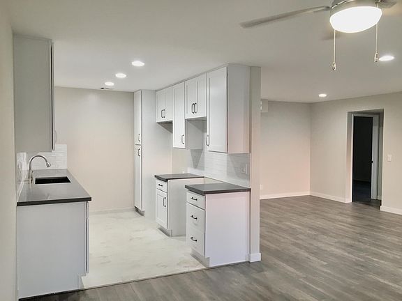 4th image of 819 S 6th St APT 103