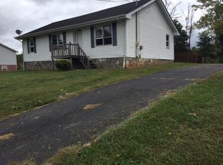 691 Hamilton Trl, Piney Flats, TN 37686