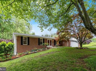 2012 Smoky Rd, Huntingtown, MD 20639