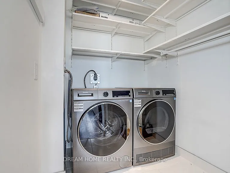 77 Shuter St #2611 — Photo 17