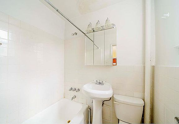 4th image of 245 E 34th St APT B