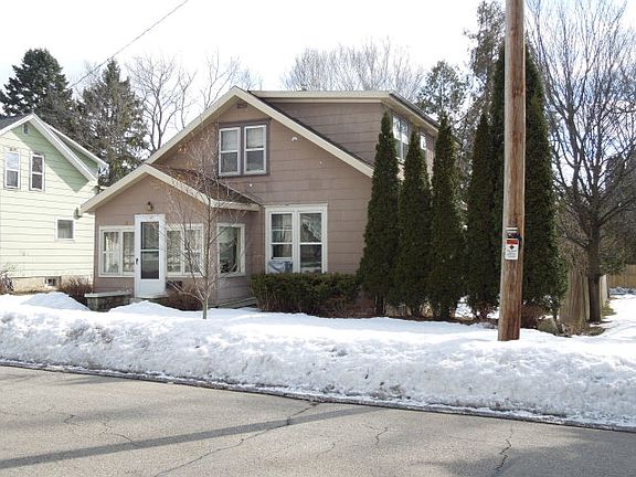3rd image of 923 Quincy St
