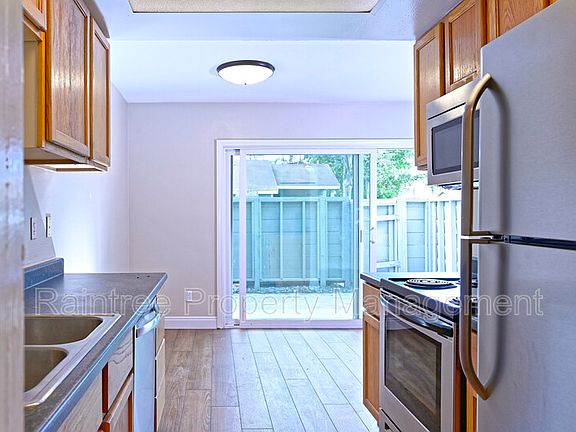 2nd image of 4289 Humboldt Bay Way