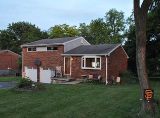 309 Ewings Mill Rd, Coraopolis, PA 15108