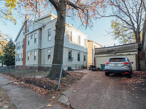 3rd image of 103 Hollywood Ave #1