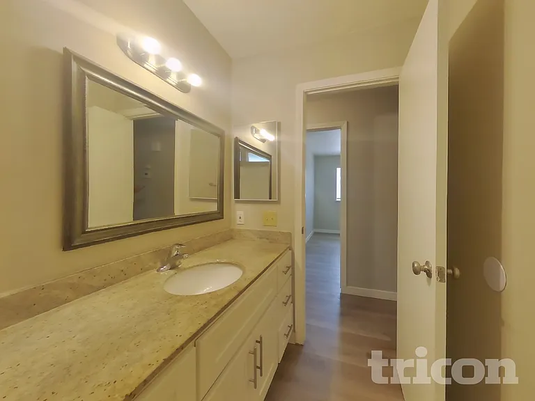103 Dunedin Dr — Photo 16
