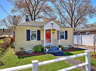 40 Northup St, Warwick, RI 02889