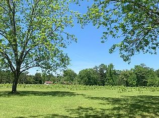 416 Peps Point Rd, Hattiesburg, MS 39401