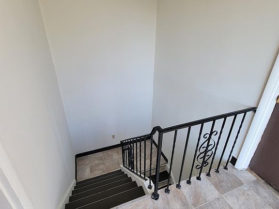 5th image of 6603 Hasler Ln