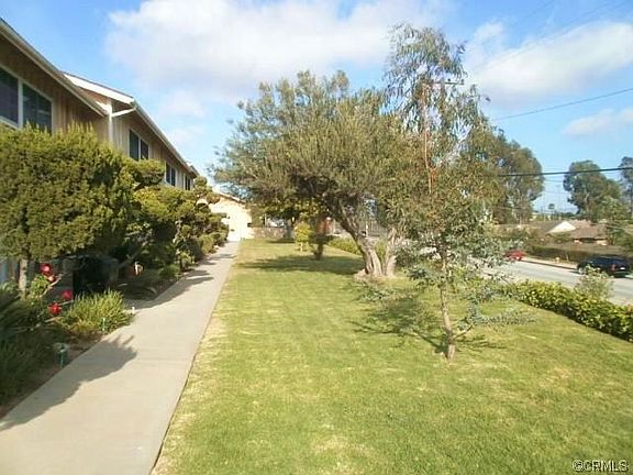 5th image of 3500 W Manchester Blvd Unit 321