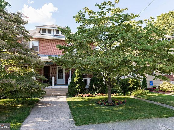 2nd image of 151 4th Ave