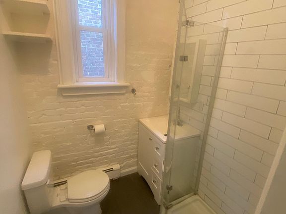 2nd image of 686 Summit Ave APT 3