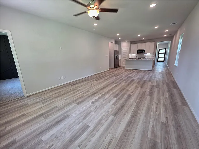 110 Elm Tree Cir — Photo 6