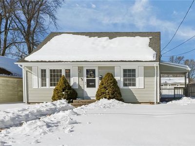 65 Almy St, Warwick, RI, 02886