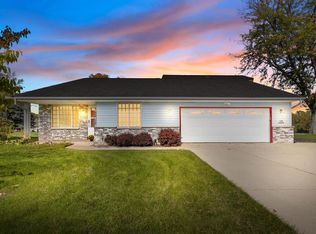 S79W17090 Pamela Ct, Muskego, WI 53150