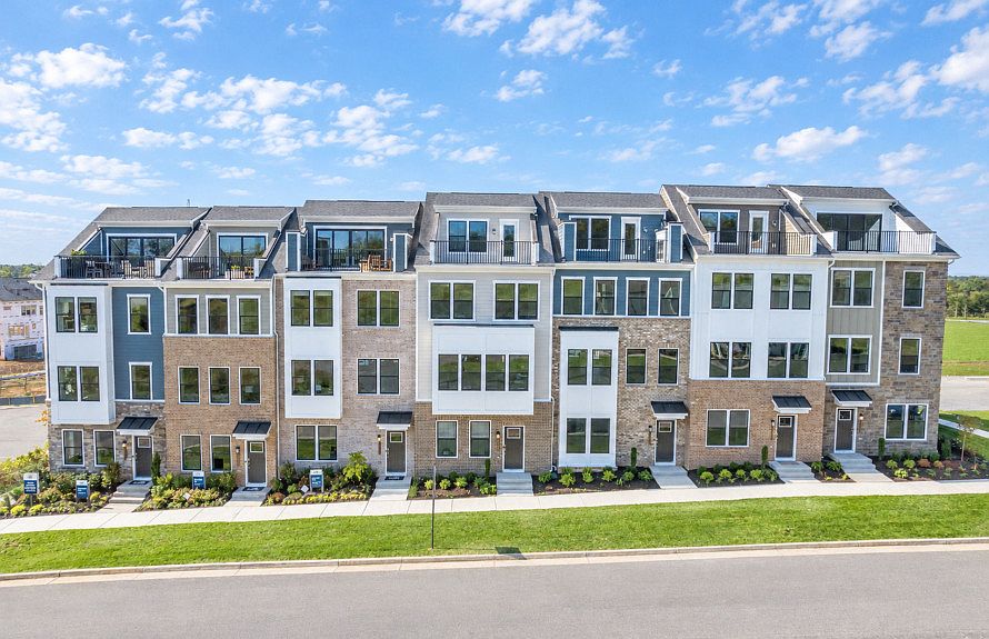 New 4-Level Townhomes