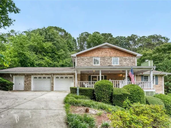 562 Cupelo Dr NW, Powder Springs, GA 30064