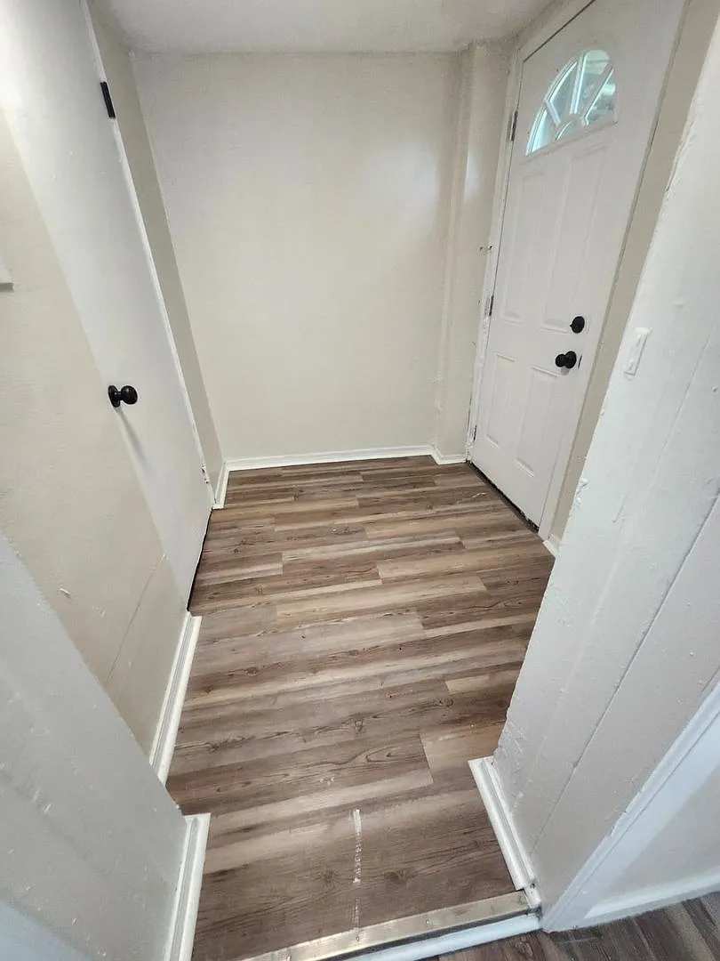 1 bed, 784 sqft, $1,098 — Photo 3