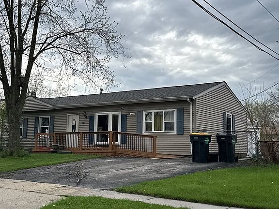 2nd image of 104 Ridge Cir