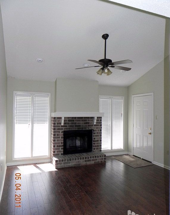 1st image of 3335 Newell St #B-70791