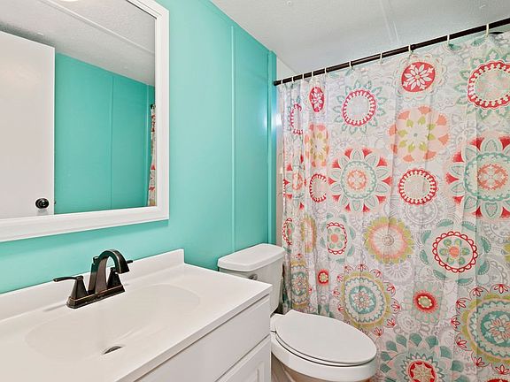 5th image of 20301 Frazier Dr