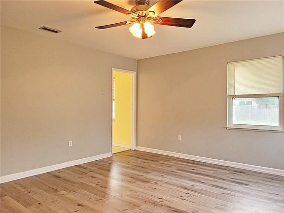 4th image of 5526 15th Ave S