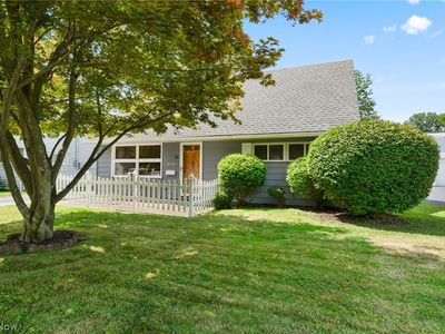 208 Oak Knoll St, Niles, OH, 44446