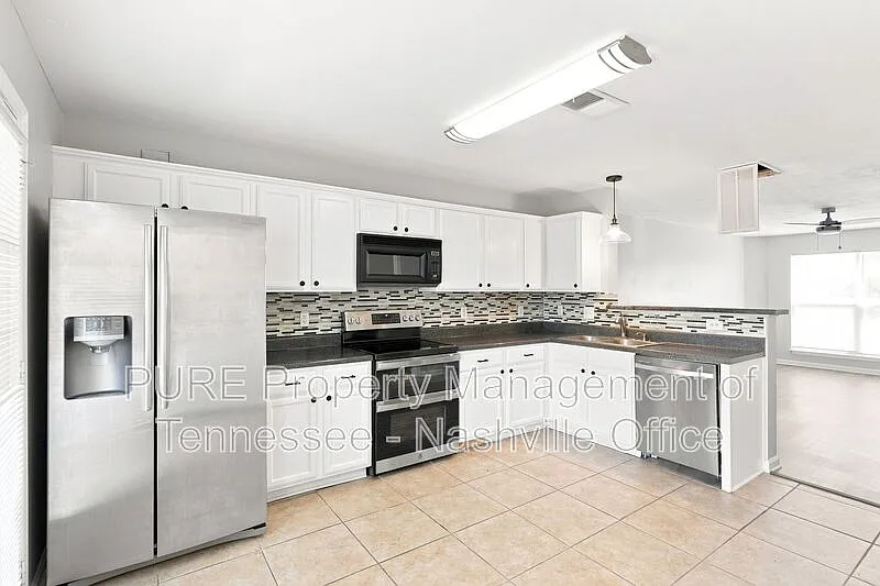 2 bed, 2.5 bath, 1152 sqft, $1,450 — Photo 4