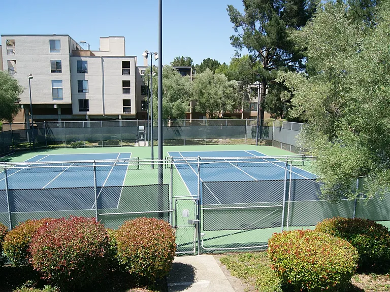 340 N Civic Dr #312 — Photo 14