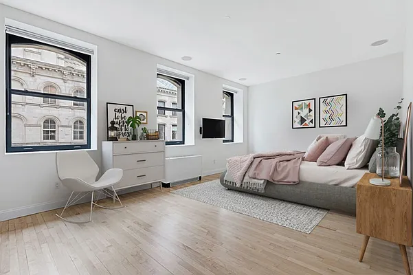 Rented by Olshan Realty | media 5