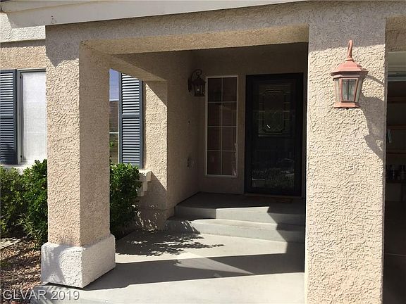 2nd image of 836 Chinook Breeze Ct