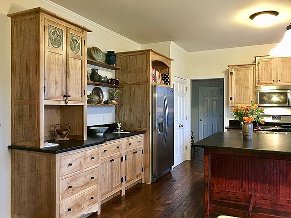 Ambrosia Maple Kitchen