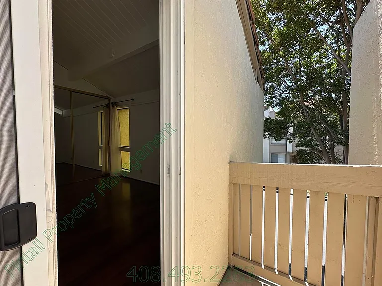 802 Kingfisher Ter — Photo 13