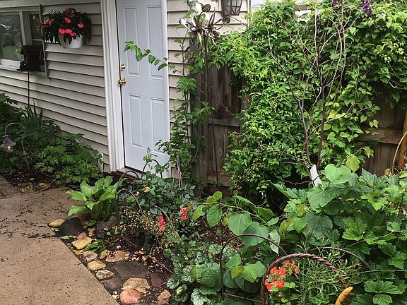 5th image of 23217 W Peterson Dr