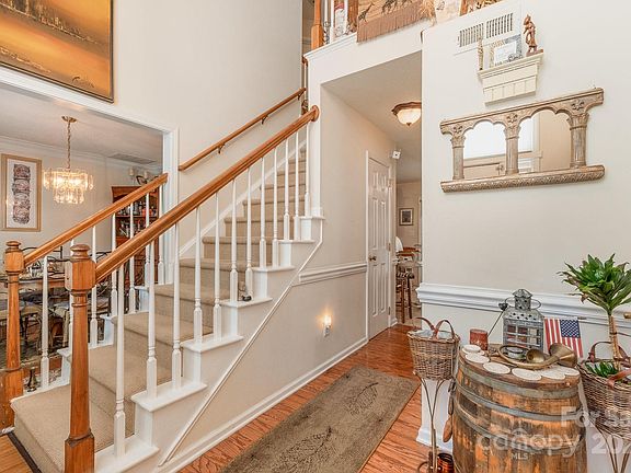 5th image of 7524 Heronwood Ln
