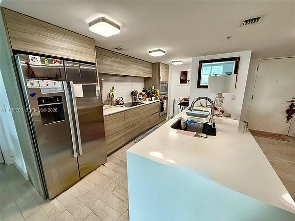 4th image of 6620 Indian Creek Dr APT 607
