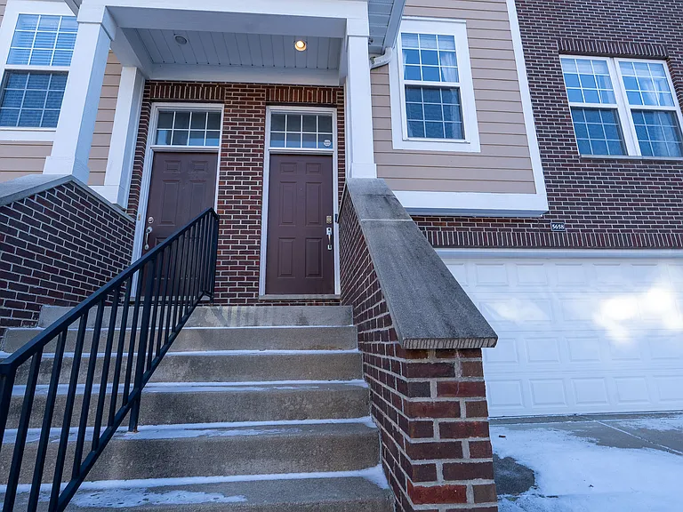 5658 Brownstone Dr — Photo 3