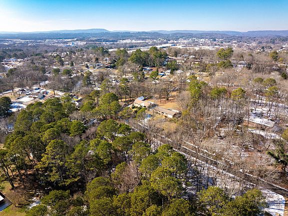 5th image of 7624 Bishop Dr