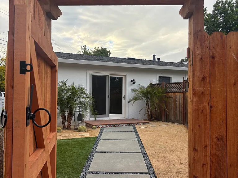 Marty Dr — Photo 1