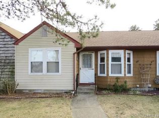 11 11b Amesbury Road Sec #63, Manchester, NJ 08759