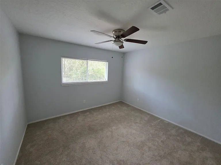 8 Fawnchase Ct — Photo 12