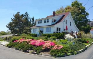 89 Morningside Dr, Milford, CT 06460