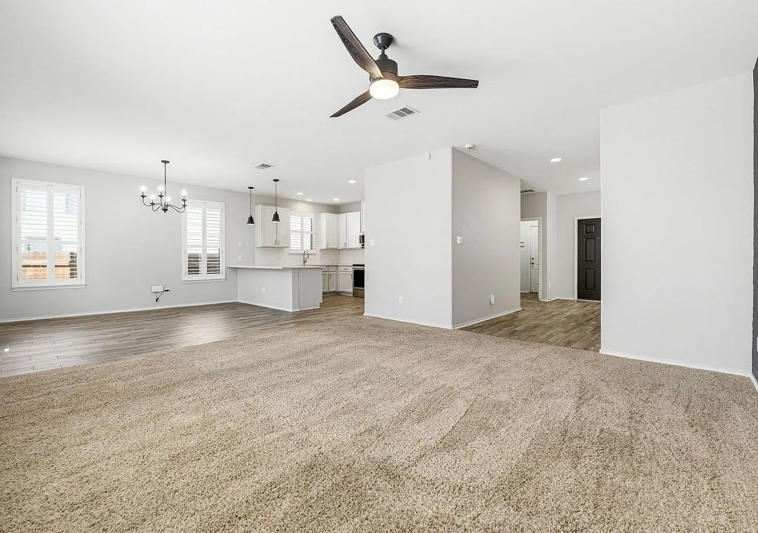 Spacious & Versatile Home in Village of Sage Meadows! — Photo 4